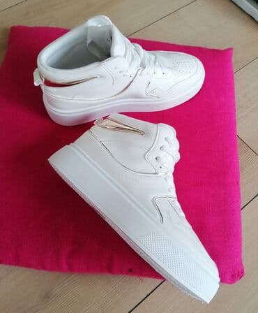 balenciaga patike triple s: Veličina - 38 — 2