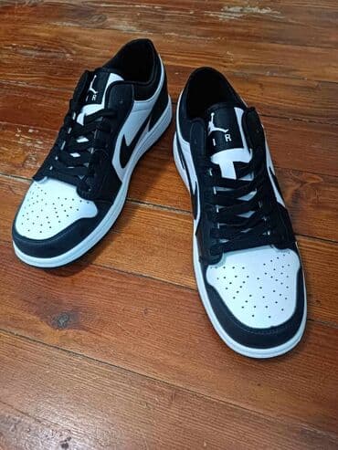 crne air force 1: Patike, Air Jordan, veličina - 44 — 4