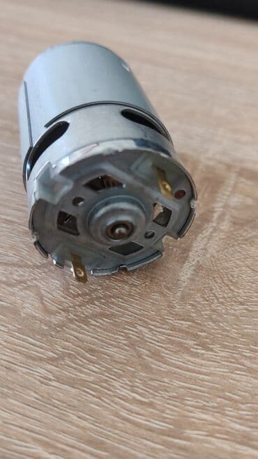 rife generator cena: Mali električni motor, cilindričnog oblika, sa metalnim kućištem sive — 3
