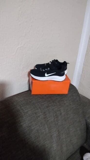 primadona obuća srbija: Nike, Veličina - 36 — 3