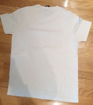 majica s: SuperDry - super dry sport bela muška majica. Piše L velicina. Pazuh — 5
