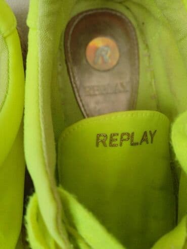 sociva u boji cena lilly: Replay, 38 — 3