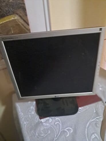 monitor za video nadzor: LG Flatron L1710S monitor sa ravnim ekranom, idealan za svakodnevnu — 2