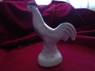 gramofonske ploce beograd: Dve iste vintage porcelanske figure petlića — 2