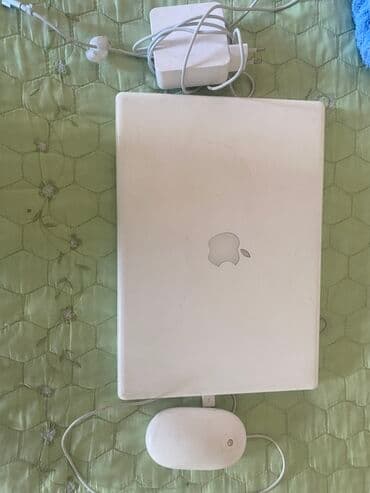 kuler za laptop: Polovan Apple MacBook u beloj boji, dolazi sa punjačem i mišem — 1