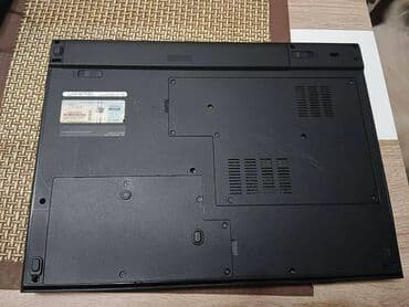 pentium 4: Intel Pentium, 4 GB OZU, 17 " — 3