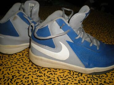 ručni sat muški: Patike, Nike, veličina - 38.5 — 1