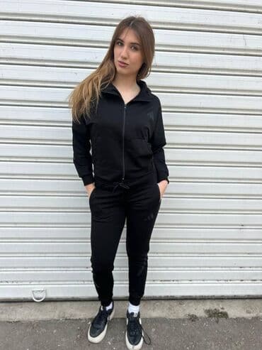 zenske trenerke mokra likra: Adidas ženska trenerka

Novo
Pamuk
Veličine s m l xl 2xl — 6