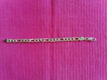 perlice za narukvice: Cena:1100din
Dimenzije
Dužina:20cm
Debljina:8mm — 1