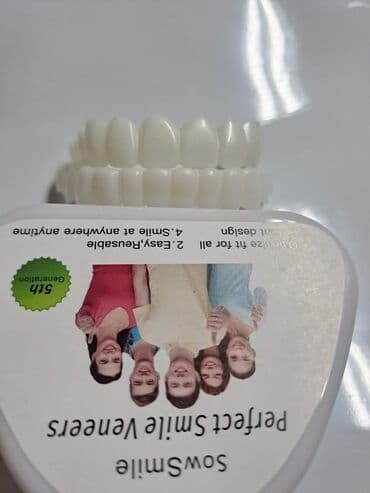 Ostalo: Snap on Smile navlake za zube
Cena:2100din/par — 1