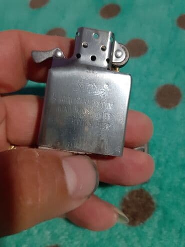 Upaljači i prateća oprema: Zippo upaljač, Upotrebljenо — 5
