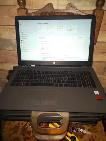 Laptop i Netbook računari: Intel Core i3, 8 GB OZU, 15.6 " — 1