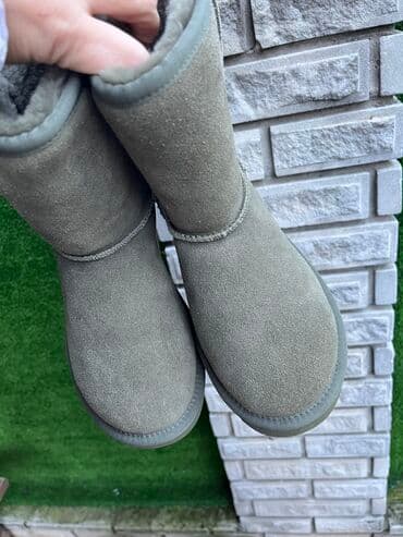 Lične stvari: Ugg čizme, bоја - Maslinasto zelena, 38 — 1