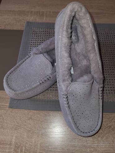 Ženska obuća: Mokasine, UGG, 40 — 1