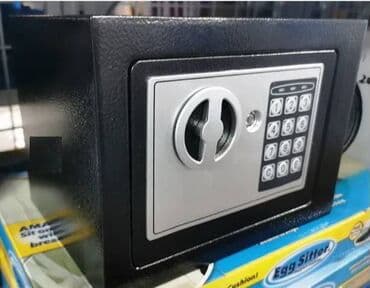 kutija za naocare i satove: Sef elektricni Poseduje kljuc a moze da se otkljucava i sifrom koju — 1
