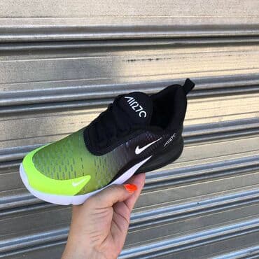 nike command patike: Nike air max 270 patike

Novo 
Brojevi 36 do 41

fb Moja Kupovina 1 — 7