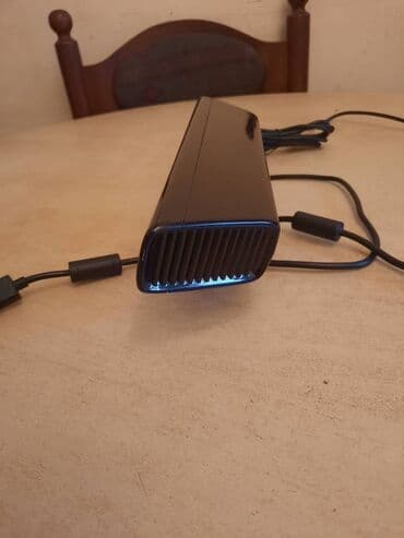 Xbox 360 & Xbox: Kinect kamera,senzor za Xbox 360 i adapter Nisam siguran ali trebalo — 10