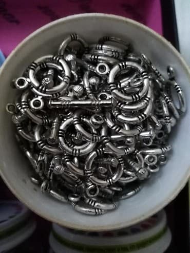 Ostali nakit: Repromaterijal za nakit. Razno. Ima puno toga u ponudi. Odgovaram na — 1