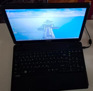 graficke kartice za laptop cene: Toshiba satelite C660-11Q radi sve osim tastature ude bez punjača ima — 2