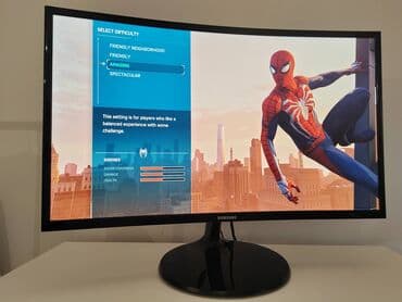 Monitori: Samsung zakrivljeni monitor 27"   Prodajem monitor Samsung, 27" FHD — 17