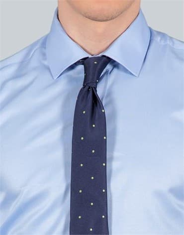 Muška odeća: Tudors-Original-muska-satenska-slim fit kosulja M i L velicina — 2