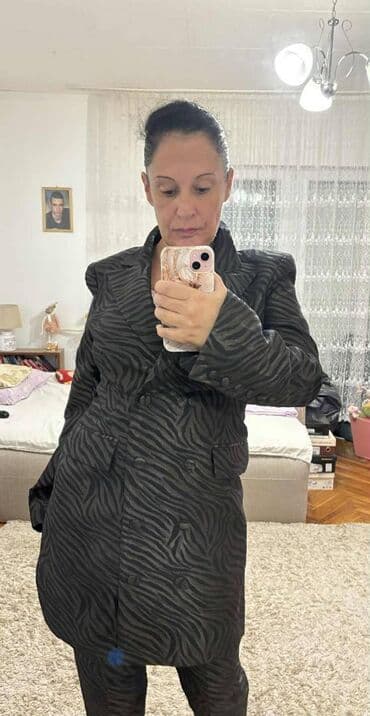 kompleti sako i pantalone: Mona, XL (EU 42), Sa ilustracijom, bоја - Crna — 10