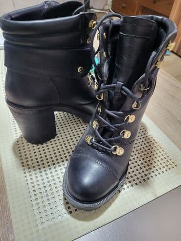 walkmaxx zenske duboke cipele: Gležnjače, Guess, 38.5 — 2