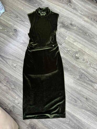 plišana haljina: Guess 2XS (EU 32), bоја - Maslinasto zelena, Večernji, maturski, Top (bez rukava) — 1