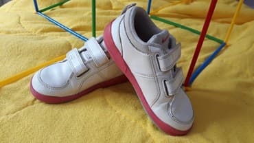 dečije patike za devojčice: Original NIKE patike u perfektnom stanju! Broj 27 — 2