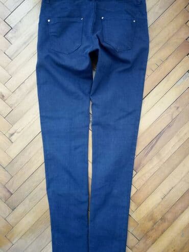 pantalone s: Udobne letnje pantalone,pune elastina.Veličina S — 2