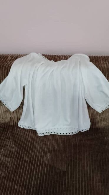 bluza s: Viskoza, bоја - Bela — 5