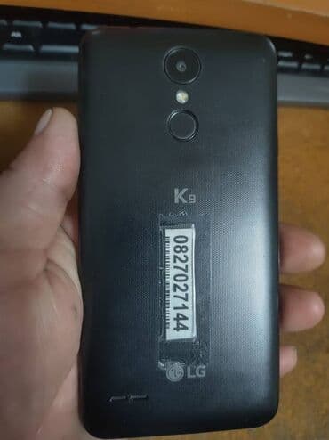 Elektronika: LG K8, bоја - Crna — 2