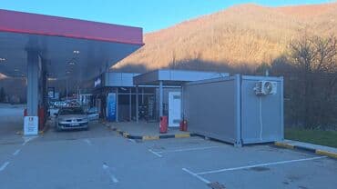 Poslovni prostor na prodaju: 15 kv. m — 1