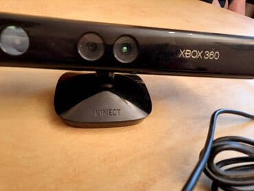 Xbox 360 & Xbox: Kinect kamera,senzor za Xbox 360 i adapter Nisam siguran ali trebalo — 3