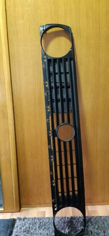 bezicna antena za auto: Prednja maska za Golfa2 — 1