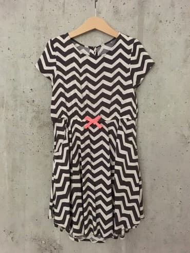 bunda s: H&M, Midi, Kratak rukav, 122-128 — 2
