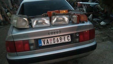 navlaka za auto sediste: Audi 80.100,c4,a6 u delovima,vise komada — 3