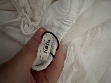 Haljine: PULL&BEAR M (EU 38), XL (EU 42), L (EU 40), bоја - Bela, Oversize, Na bretele — 4