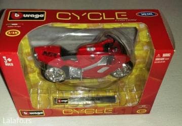 vespa motor za decu: Burago motor model "honda nr",1/18,18-51000,nov,u originalnoj kutiji — 3
