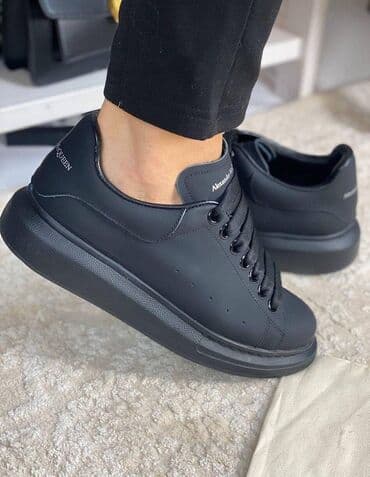 mcqueen patike: Alexander McQueen patike

Novo
Brojevi 36 do 41

fb Moja Kupovina 1 — 2