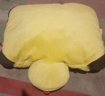 Pillows: Throw pillow, color - Yellow — 3