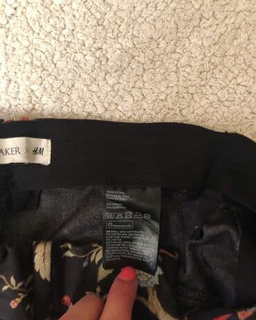 torbe od teksasa: Nove H&M pantalone, veličina je 36, imaju lastiš u struku, rastežu — 5