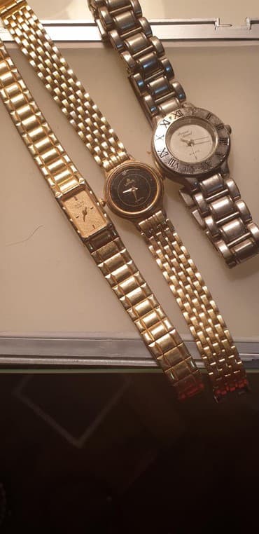 sat rado: Klasični sat, Bulova, Ženski — 1