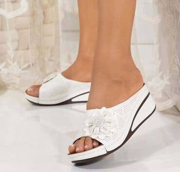 deichmann zenska obuca: Modne papuče, 41 — 1
