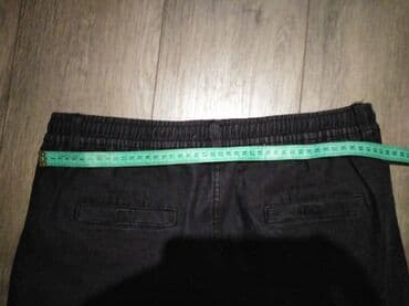 pantalone s: Italijanske pantalonedzeparice . Kao nove bez ikakvih mana. Marcel — 4