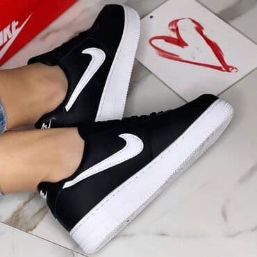 nike command patike: Nike air force patike

Novo
Brojevi 36 do 46

fb Moja Kupovina 1 — 8