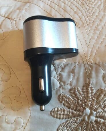 auto kamera 3 u 1: USB auto punjač sa dva USB porta 2 u 1 - USB punjač za auto sa — 5