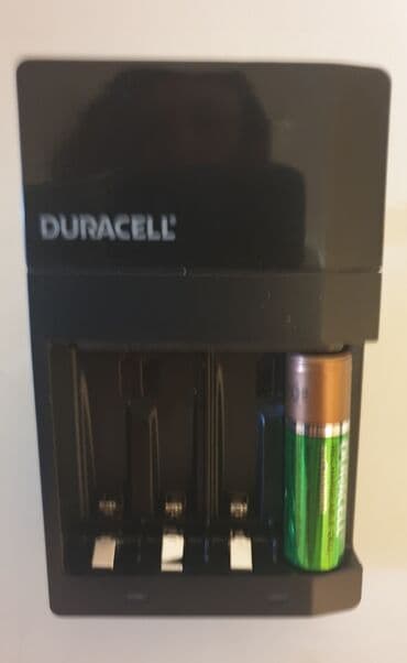 polovni telefoni pancevo: Duracell punjač za baterije, model CEF14EU4. Ovaj punjač je namenjen — 1