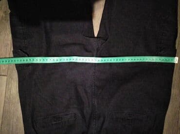 pantalone s: Italijanske pantalonedzeparice . Kao nove bez ikakvih mana. Marcel — 5